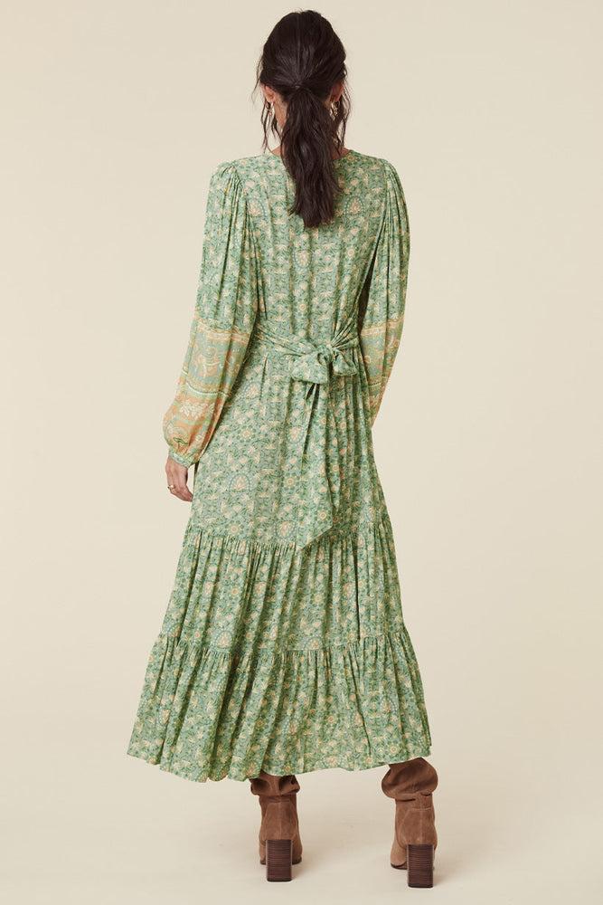 Vestido midi drapeado con escote en V y manga larga floral verde 