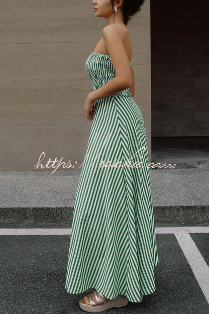Retro Revival Sleeveless Off-shoulder Elastic Pleated Maxi Dress