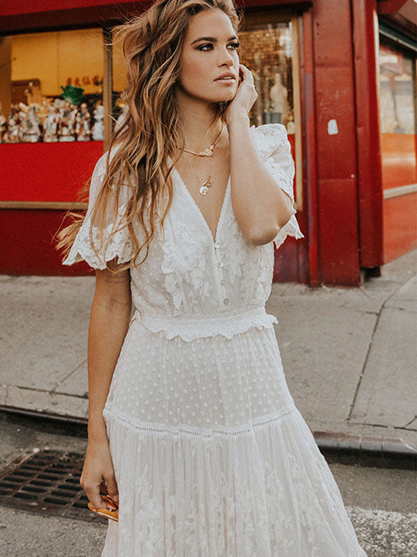 White Maxi Dresses Short Sleeves Lace Applique V-Neck Floor Length Dress