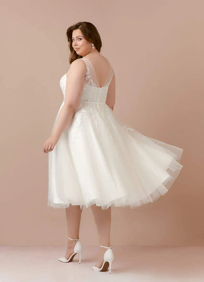 Diamond White A-Line V-Neck lace Satin Dress