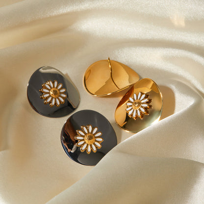Evelina Floral Earrings