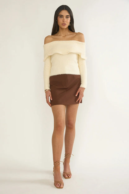 Orielle Wide Ruffle Off-Shoulder Top Cream