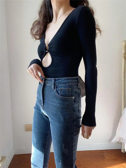 Body de manga larga para mujer, de color liso, con escote en V bajo y abertura, top sexy y picante para chica, ropa de club Y2k