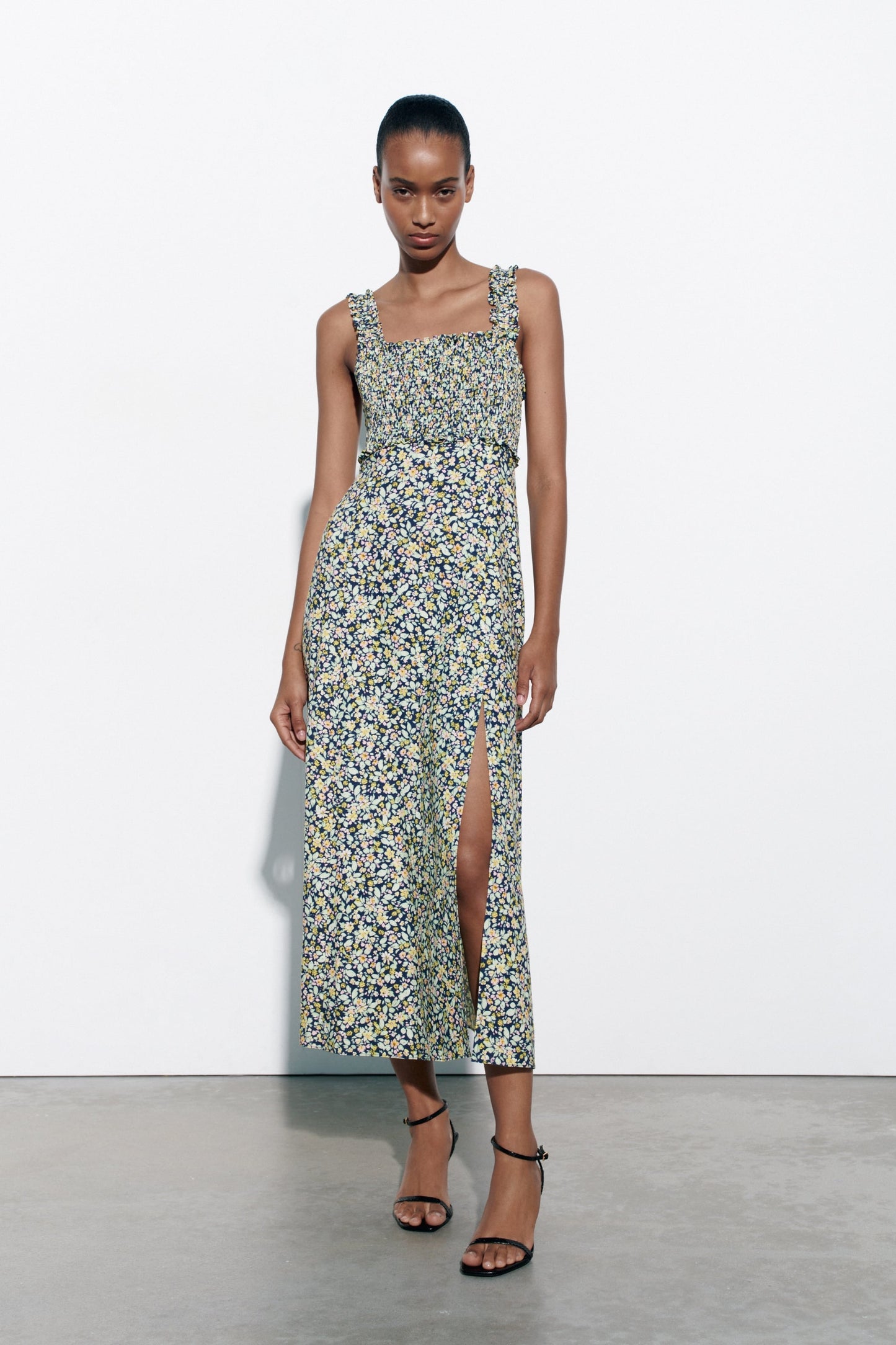 Floral Cami Smocked Elastic Slit Midi Dress