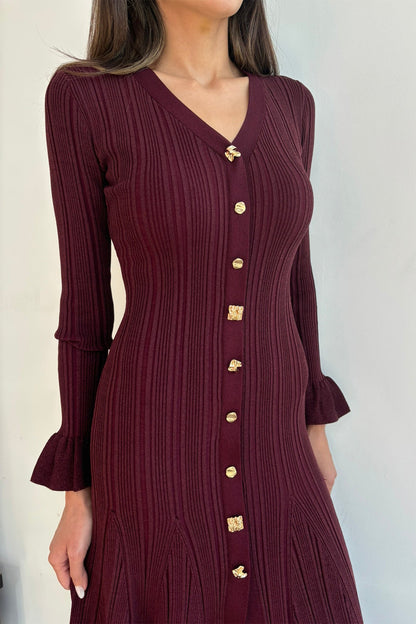 Vestido midi de punto con puños acampanados y escote en V Bernice 