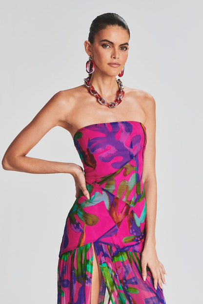Vestido largo floral con escote tubo y espalda descubierta 