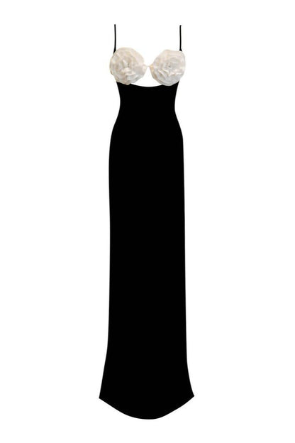 Vestido largo camisola sin espalda con flores 3D 