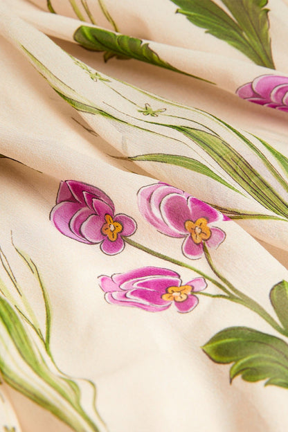 Vestido largo de manga larga con estampado floral 