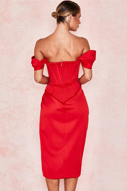 Vestido midi con hombros descubiertos y corsé de satén 