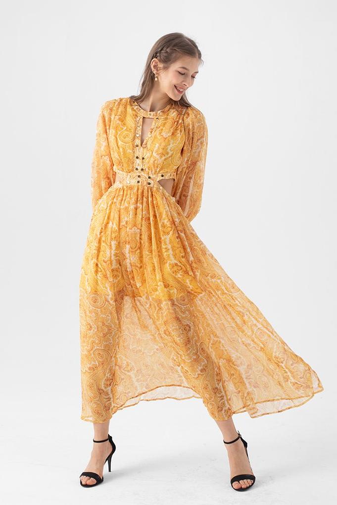 Vestido midi de manga larga con aberturas y estampado abstracto 