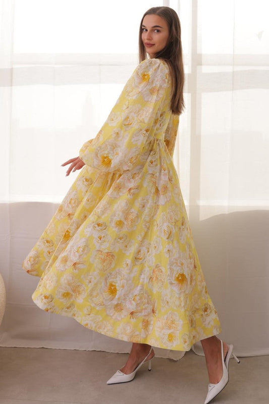 Vestido midi de manga larga con escote en V y estampado floral 