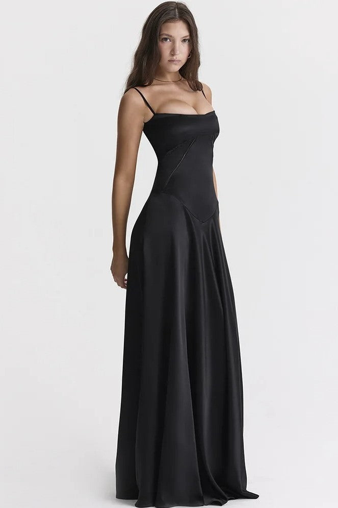 Vestido largo negro de satén liso con cordones 