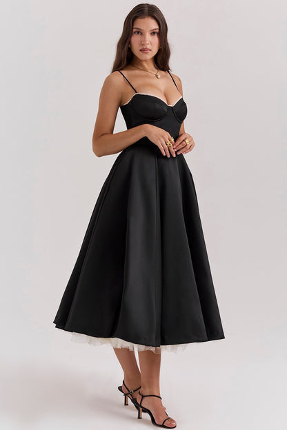 Vestido midi de encaje con escote corazón y malla 