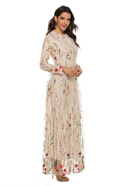 Vestido largo de manga larga con cuello redondo bordado 
