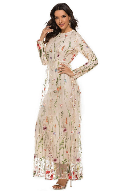Vestido largo de manga larga con cuello redondo bordado 