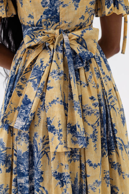 Vestido midi con cuello cuadrado y mangas abullonadas con flores 