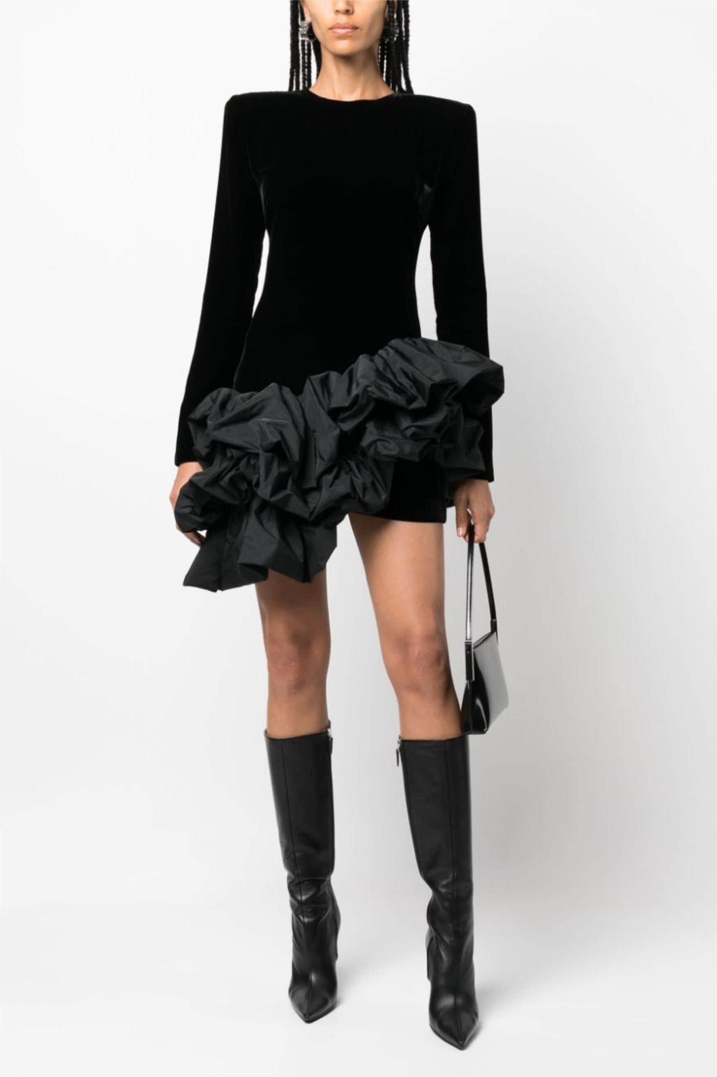 Minivestido de terciopelo liso con volantes y mangas largas 