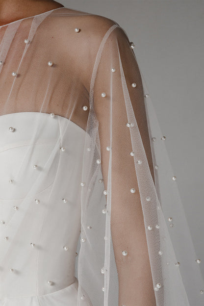 Vestido midi con mangas farol y perlas sintéticas 