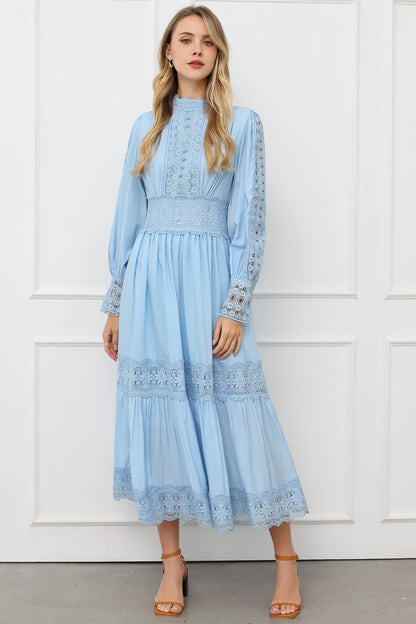 Vestido midi liso con mangas farol y encaje 