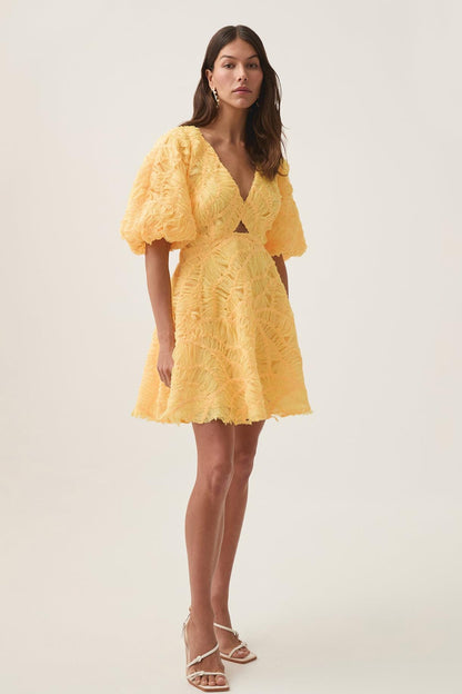 Minivestido con escote en V y mangas abullonadas 