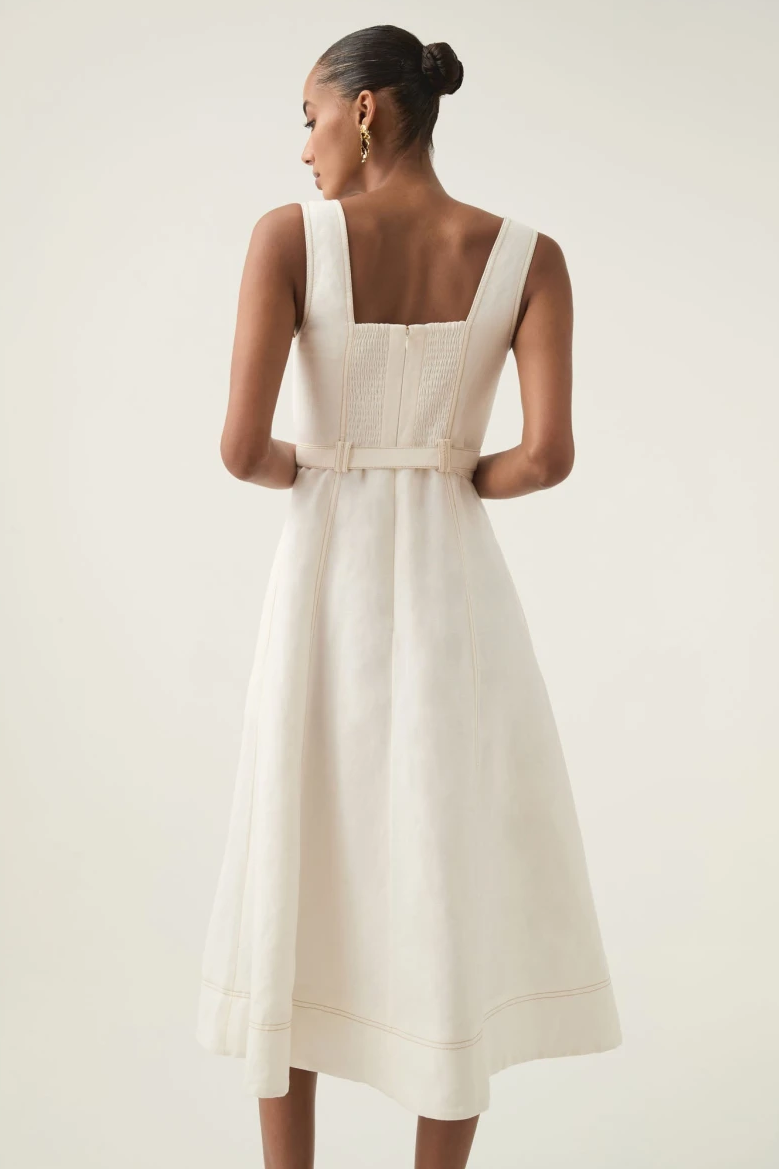 Vestido midi de lino liso con escote cuadrado y cinturón 