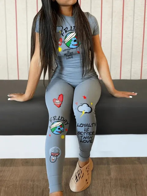 Conjuntos de dos piezas para mujer, cuello redondo, elástico, manga corta, estampado de letras, pantalones pitillo ajustados con parches