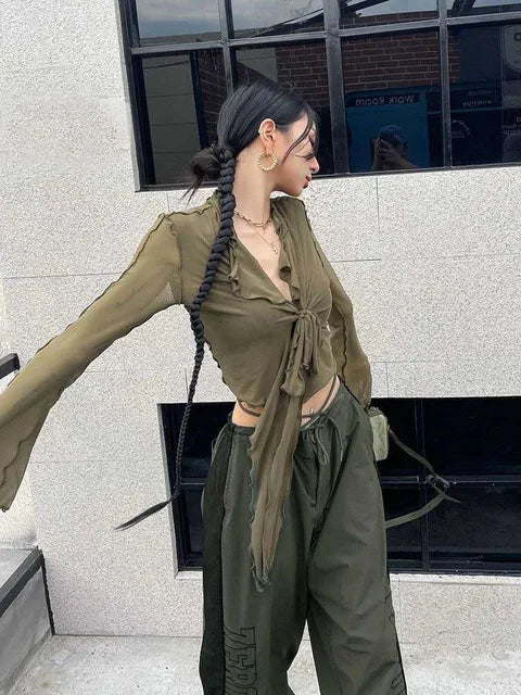 Blusas de manga larga acampanada para mujer, con cordones, de malla, sexys, dulces y atractivas, estilo coreano, combinables, diseño liso, elegantes e informales.