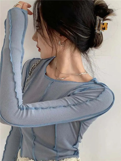 Camisetas de manga larga para mujer, de primavera, lisas, con cuello redondo, elegantes, con decoración de líneas brillantes, ajustadas, informales, suaves, de alta calidad.