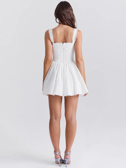 Vestido mini blanco con cinturón bordado inglés para mujer, moda, escote en V, sin mangas, espalda descubierta, corte A, vestido sexy para fiesta en club