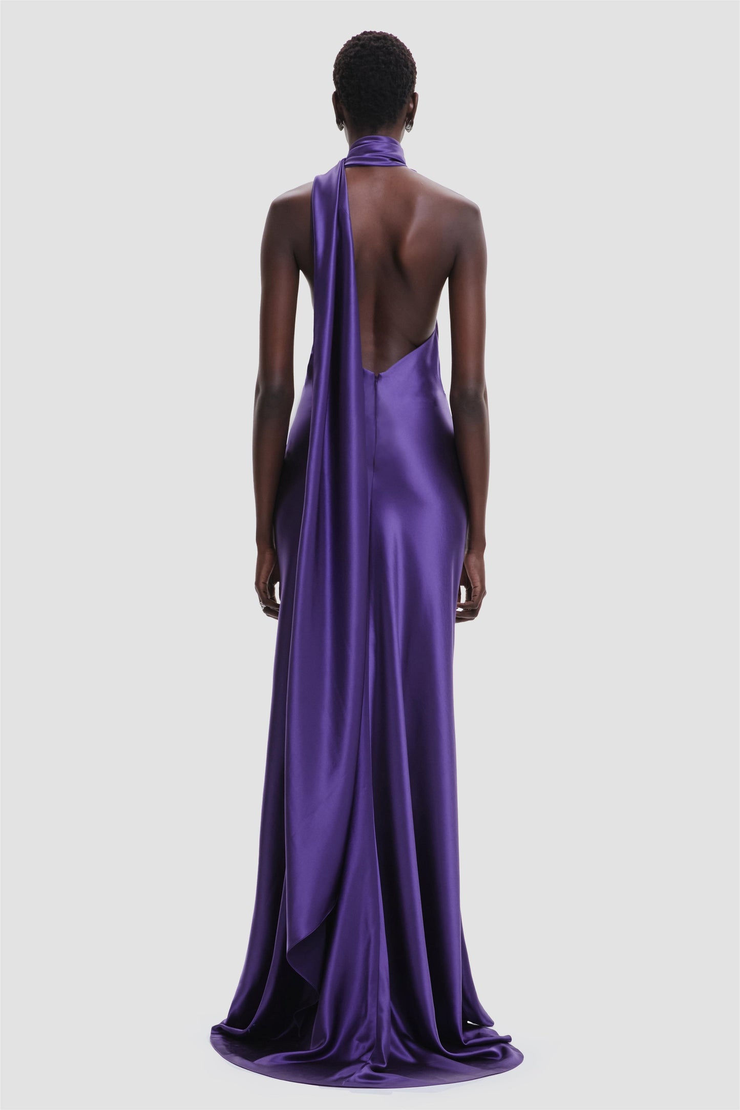 Vestido maxi de satén floral con cuello halter Verna 