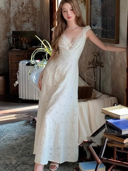 Vestido midi de verano con escote en V para mujer, estilo francés, elegante, informal, ajustado, estilo coreano, 2025