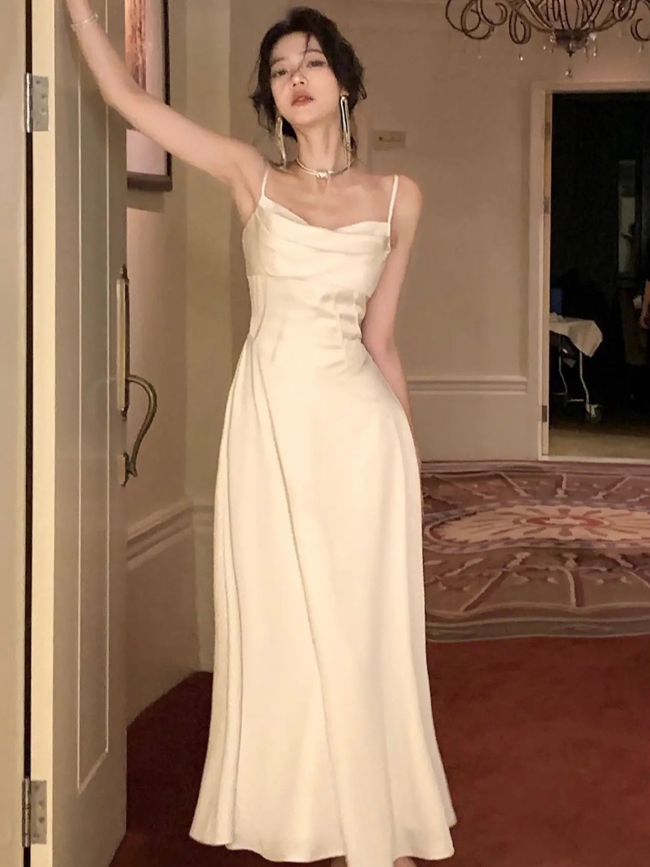 Nuevo vestido midi de satén de verano para mujer, elegante vestido de fiesta ajustado con tirantes finos, vestido de noche para boda, cumpleaños, sin espalda, vestido de graduación, ropa