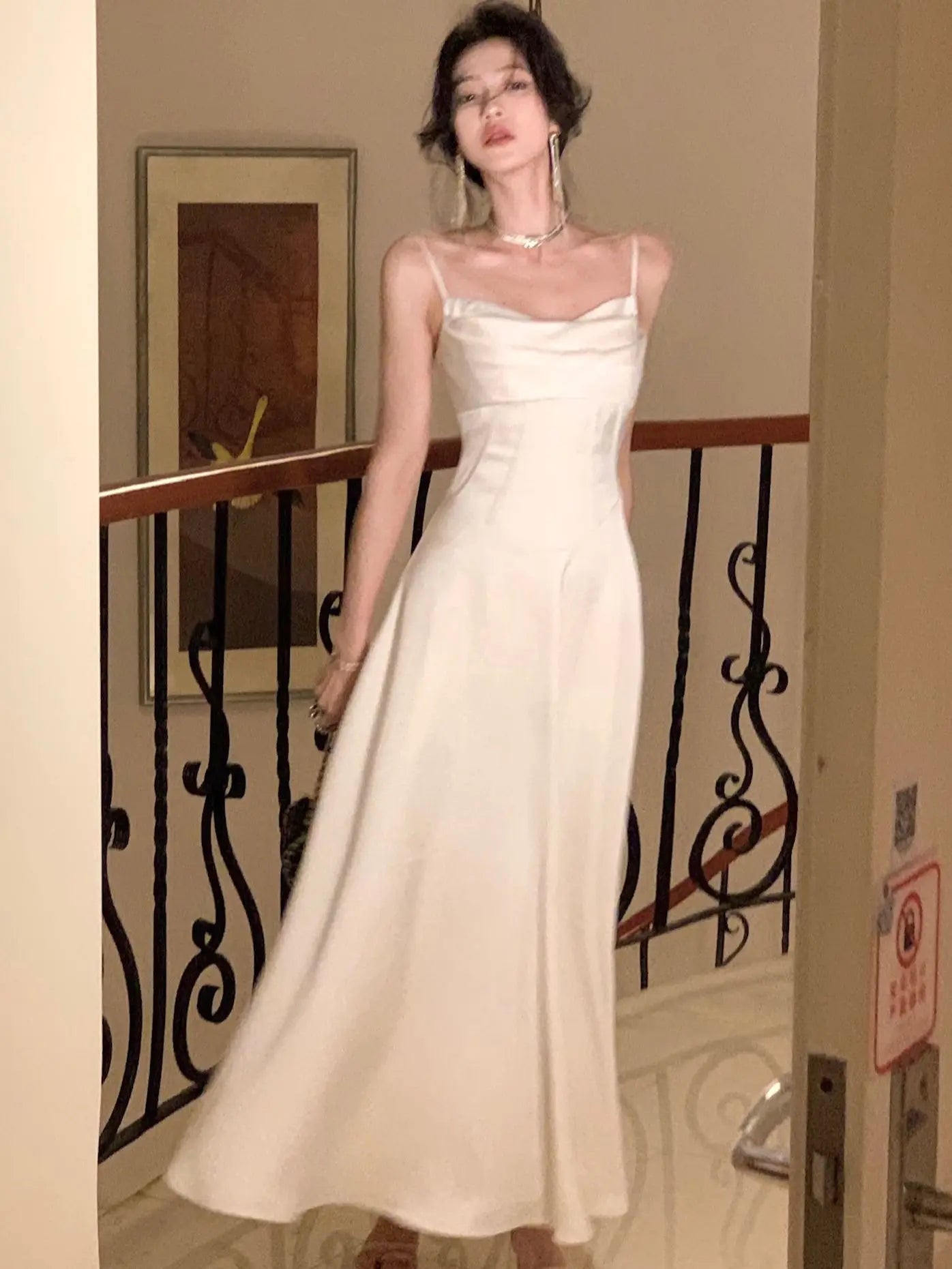 Nuevo vestido midi de satén de verano para mujer, elegante vestido de fiesta ajustado con tirantes finos, vestido de noche para boda, cumpleaños, sin espalda, vestido de graduación, ropa