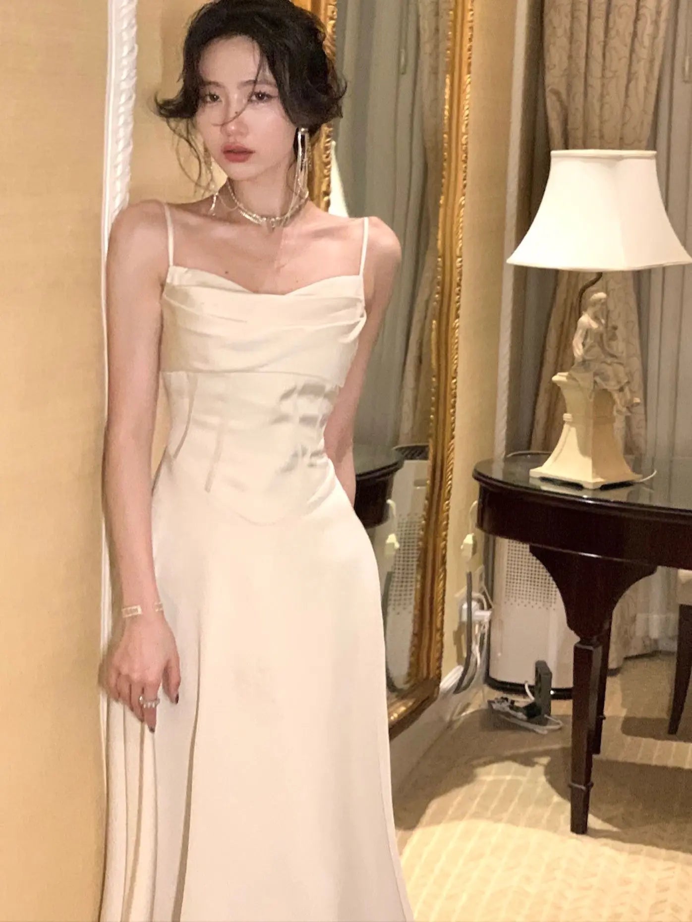 Nuevo vestido midi de satén de verano para mujer, elegante vestido de fiesta ajustado con tirantes finos, vestido de noche para boda, cumpleaños, sin espalda, vestido de graduación, ropa
