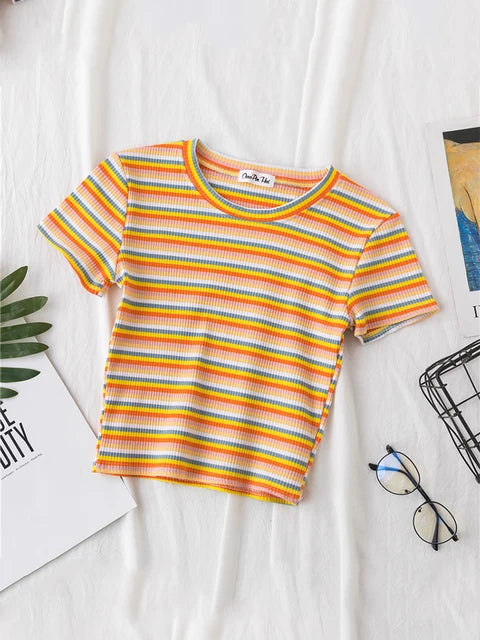 Nueva camiseta para mujer, camisetas de rayas arcoíris, camiseta ajustada, camiseta Harajuku, camiseta coreana de manga corta de verano, ropa femenina, tops
