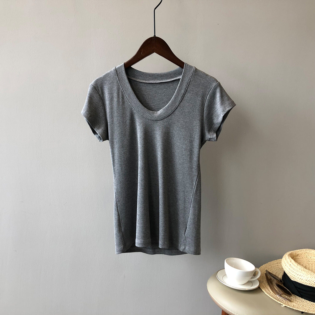 Camiseta de color liso para mujer, camiseta de verano sencilla con cuello en U, camiseta elástica adelgazante para mujer