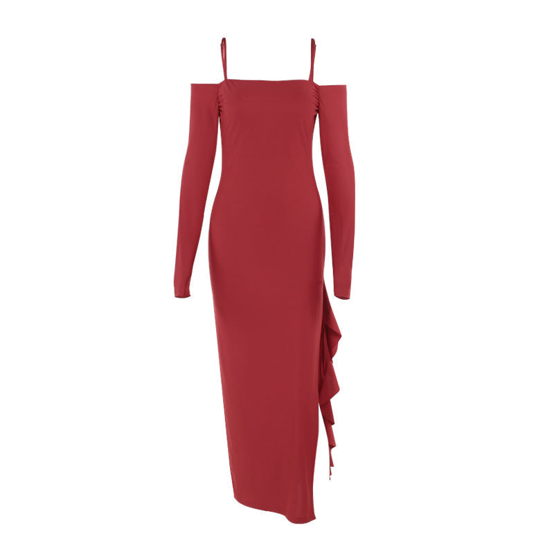 Elegante vestido con hombros descubiertos y abertura para mujer adulta, estilo dama, sexy, ajustado a la cadera.