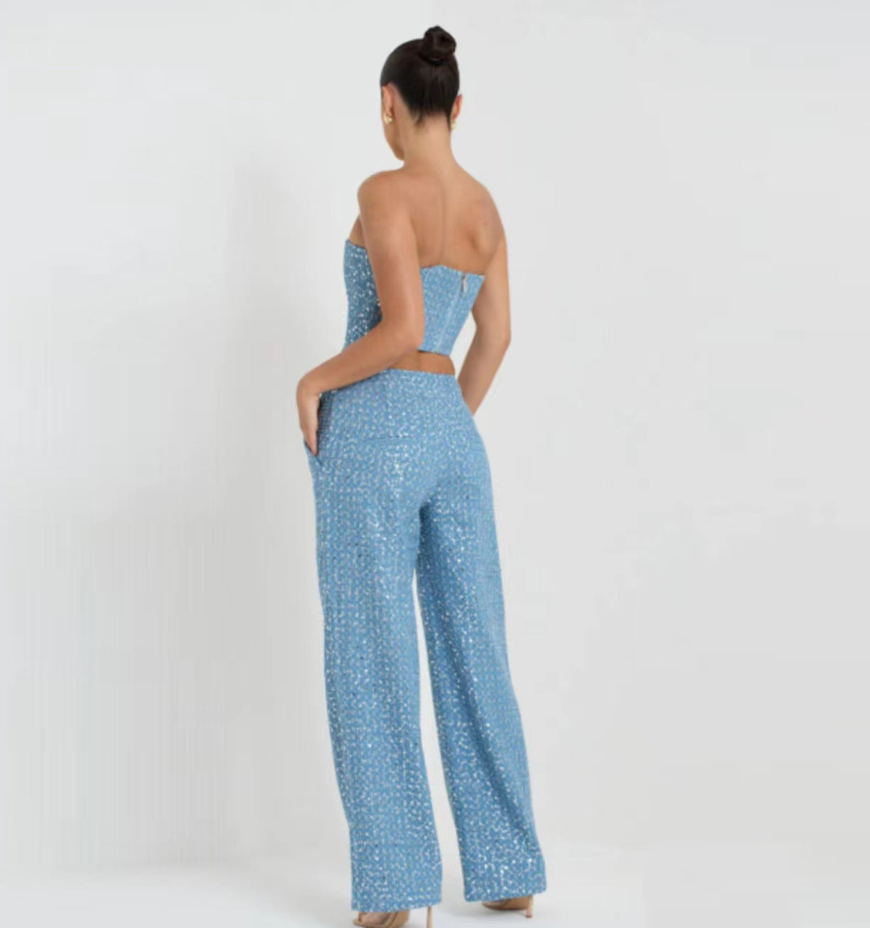 Traje de pantalón de pierna ancha con top de tubo y mezclilla de primavera y verano