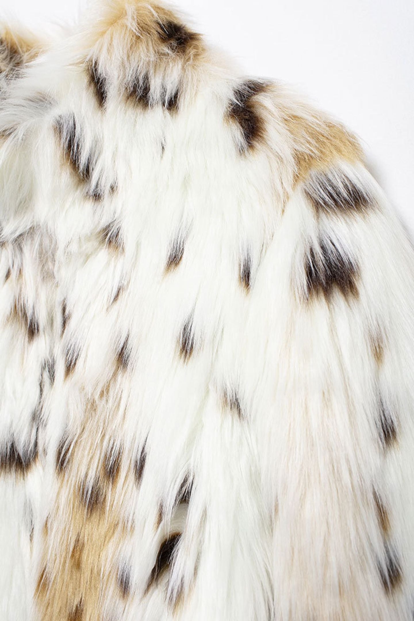 Chaqueta de piel sintética con estampado de leopardo de Hulda 