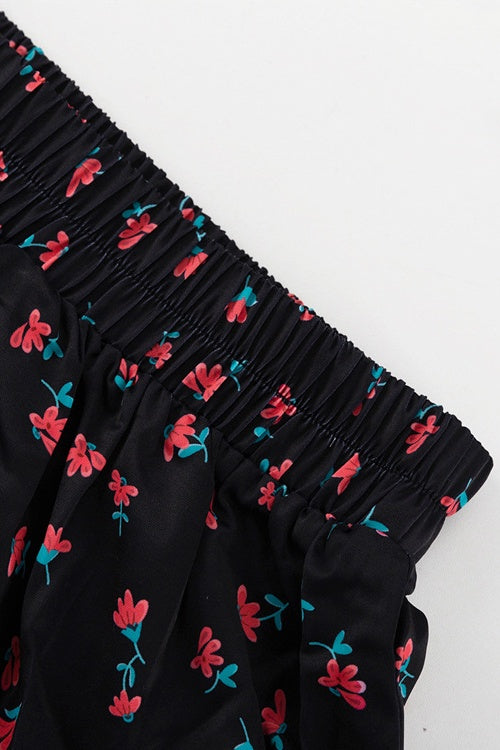 Conjunto de minifalda con mangas abullonadas y estampado floral Ella 