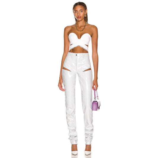 Blusa blanca de encaje elástico bajo con cuello de encaje, pantalones abiertos de cuero sintético con aberturas, conjunto sexy elástico de dos piezas, traje informal