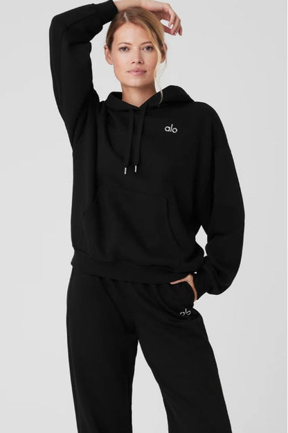 Conjunto de sudadera con capucha deportiva para otoño e invierno con etiqueta bordada en 3D para mujer