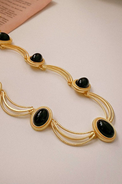 Collar de graduación de Irma 