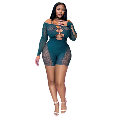 Pantalones cortos siameses sexys con hombros descubiertos, hebilla de perla y malla de hilo para primavera y verano