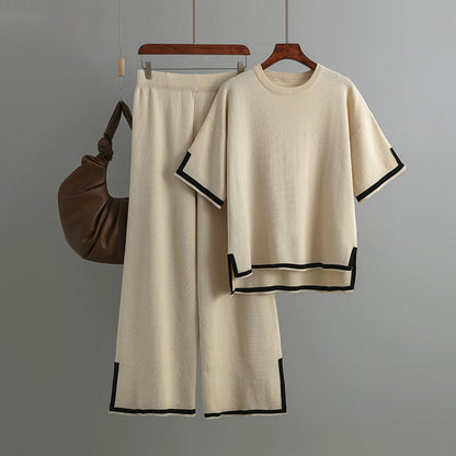 Conjunto elegante de dos piezas con suéter de manga corta con abertura en color de contraste y cintura alta, pantalones anchos y adelgazantes