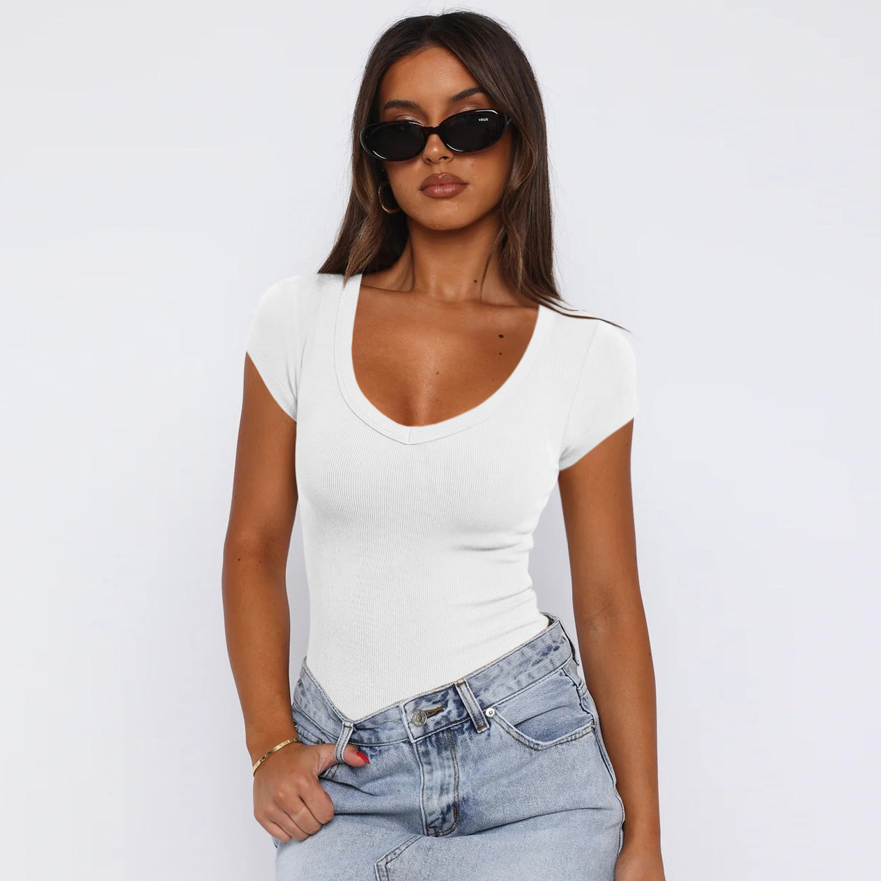 Camiseta de manga corta con cuello en forma de huevo y hilo para mujer, de verano, ajustada, con hombros descubiertos