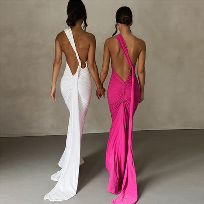 Vestido de noche ajustado con cuello halter y espalda descubierta para mujer