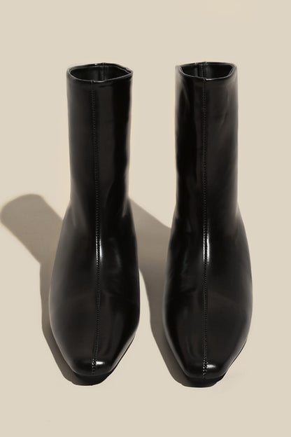 Ruth Chelsea Boots