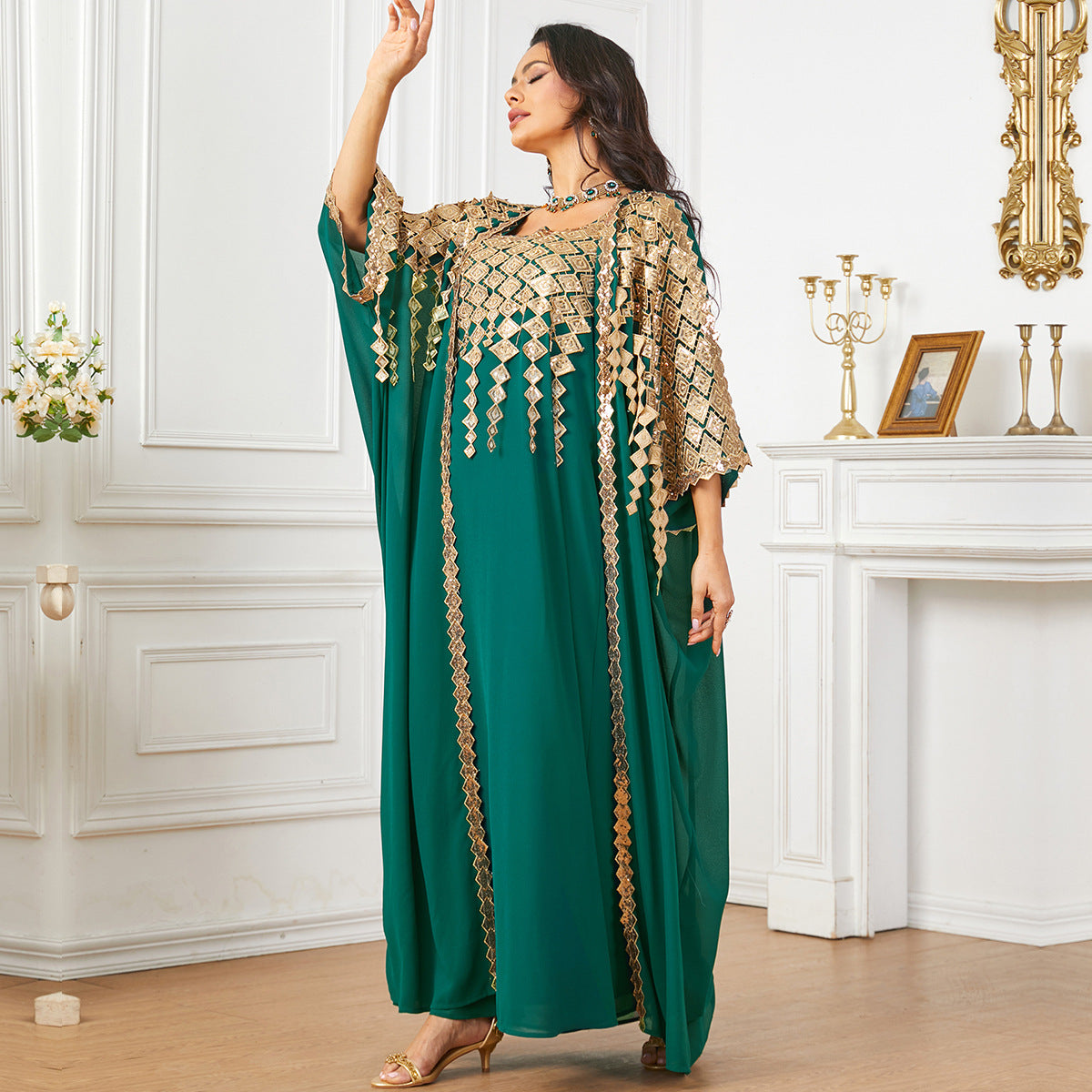 Traje musulmán holgado de dos piezas en color metálico de Oriente Medio