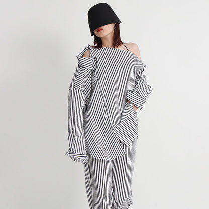 Conjunto de camisa urbana informal sencilla de otoño con múltiples bolsillos, pantalones rectos de cintura media y rayas asimétricas irregulares